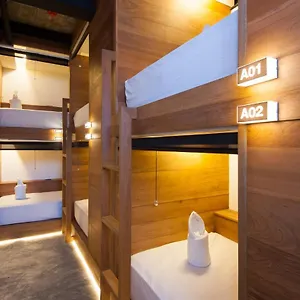 Indie - Auberge de jeunesse Koh Tao