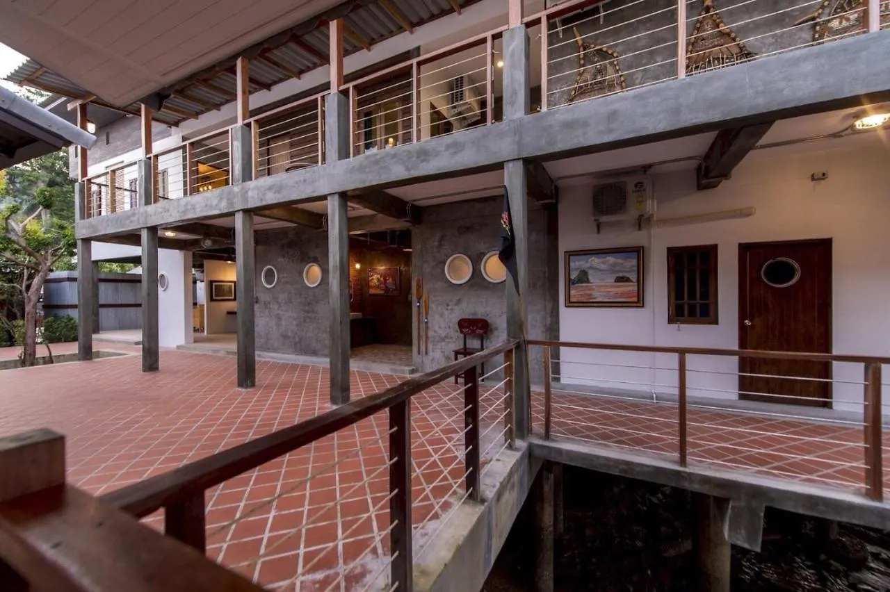 Hostel Lanta Harbour Ko Lanta Thailand